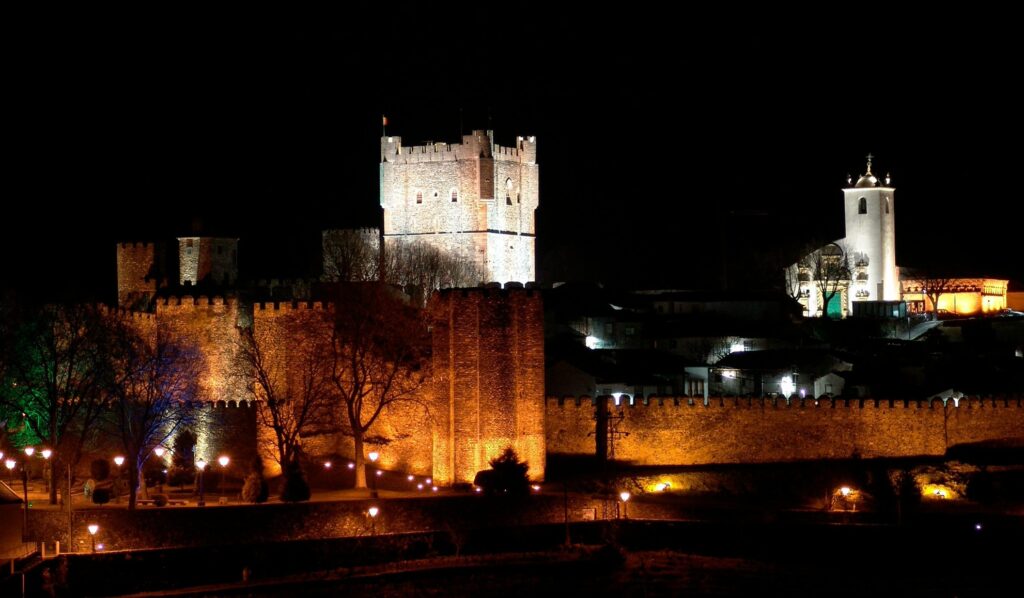 Silvester auf einer Burg feiern mit Übernachtung