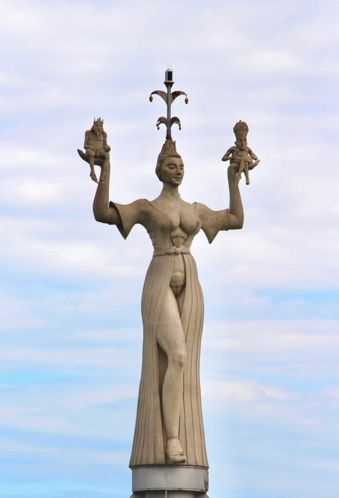 Wahrzeichen Imperia als Sehenswürdigkeit in Konstanz