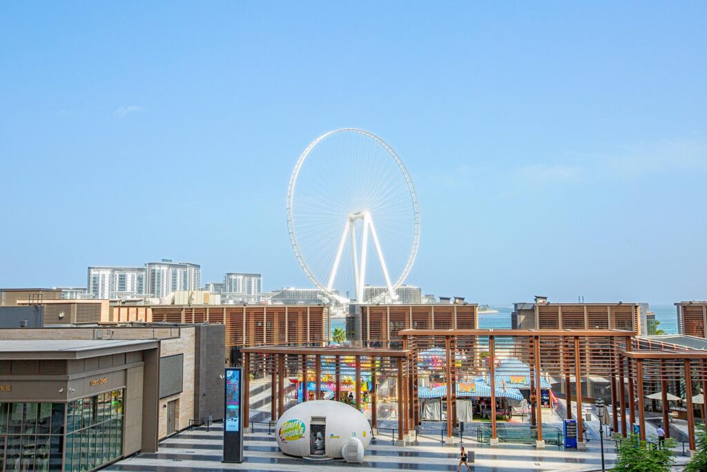 Ain Riesenrad auf Bluewaters
